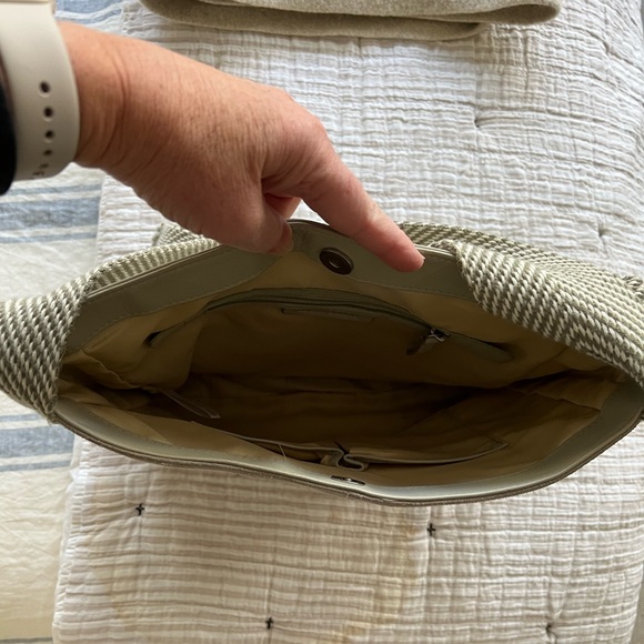 Lucky Brand Adyn Hobo - Soft sage green - Picture 8 of 10